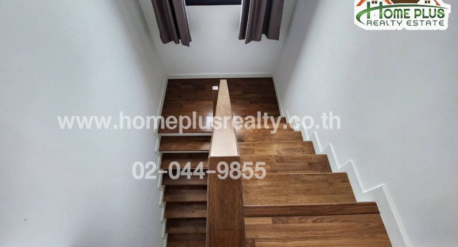 For sale 4 ベッドルーム house in Lam Luk Ka, Pathum Thani
