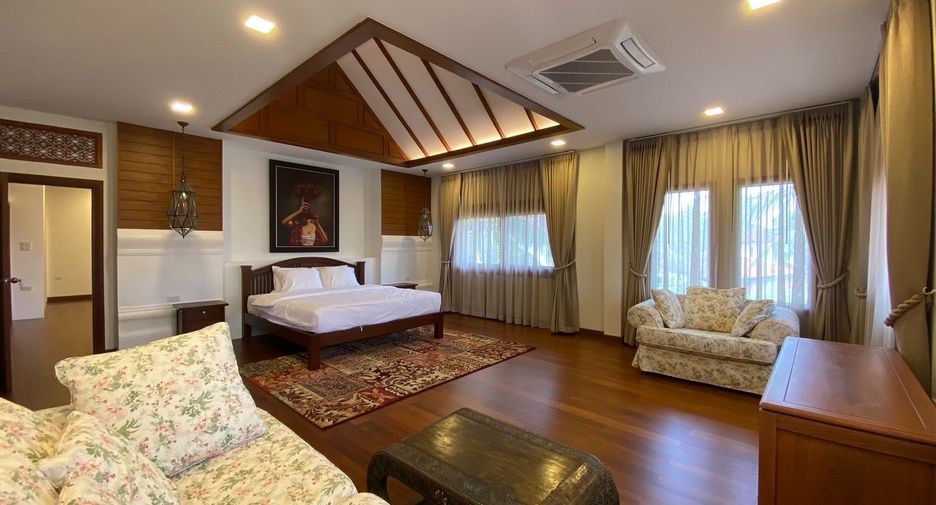 For sale 4 bedrooms villa in Saraphi, Chiang Mai