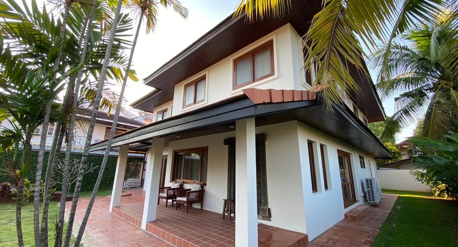 For sale 4 bedrooms villa in Saraphi, Chiang Mai
