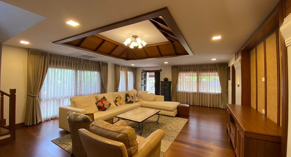 For sale 4 bedrooms villa in Saraphi, Chiang Mai