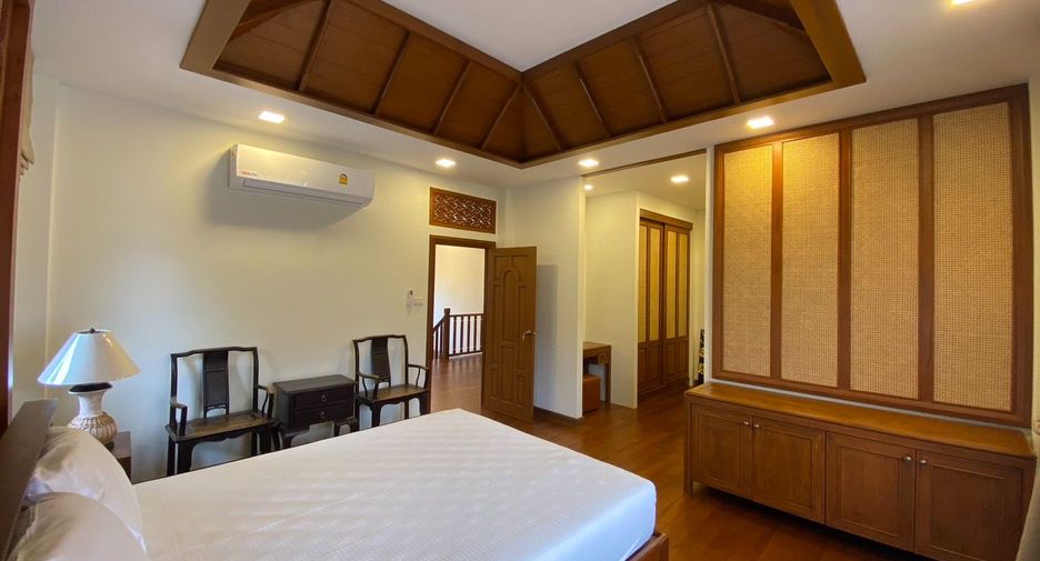 For sale 4 bedrooms villa in Saraphi, Chiang Mai