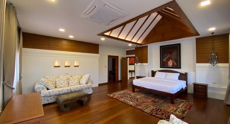 For sale 4 bedrooms villa in Saraphi, Chiang Mai