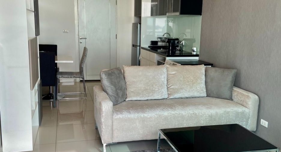 For sale 1 bed apartment in Bang Lamung, Chonburi