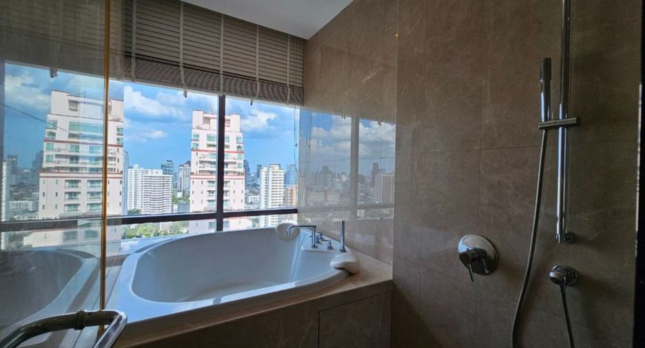 For rent and for sale 3 bedrooms condo in Watthana, Bangkok