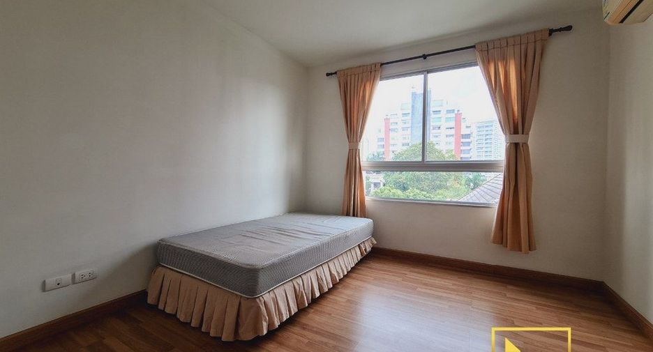 Apartment zur Miete mit 3 Zimmer in Khlong Toei, Bangkok