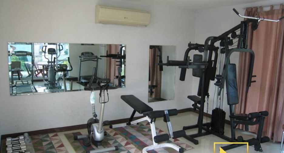 Apartment zur Miete mit 3 Zimmer in Khlong Toei, Bangkok