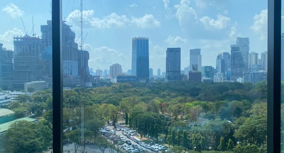 Wohnung zur Miete und zum Kauf mit 1 Zimmer in Pathum Wan, Bangkok