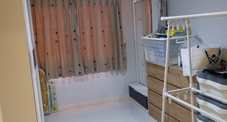 For rent 2 bedrooms apartment in Yan Nawa, Bangkok