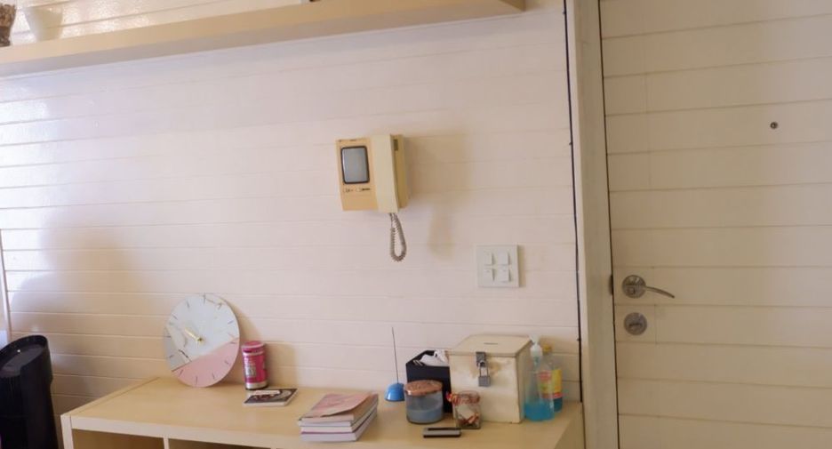 For rent 2 bedrooms apartment in Yan Nawa, Bangkok