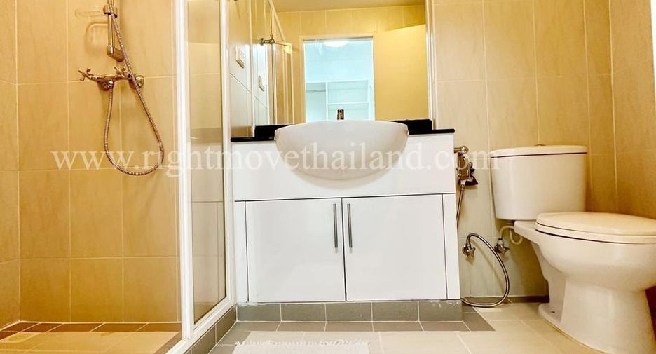 For rent and for sale 2 bedrooms condo in Watthana, Bangkok