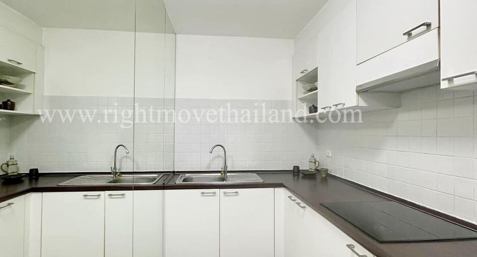 For rent and for sale 2 bedrooms condo in Watthana, Bangkok