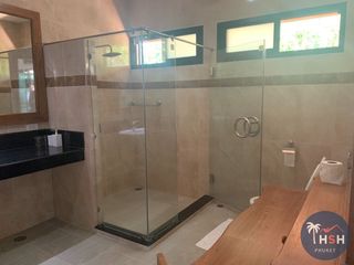 For rent 4 bedrooms villa in Mueang Phuket, Phuket
