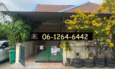 For sale 2 bed townhouse in Mueang Samut Sakhon, Samut Sakhon