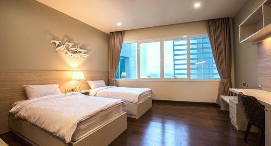 For rent 2 bedrooms condo in Sattahip, Chonburi