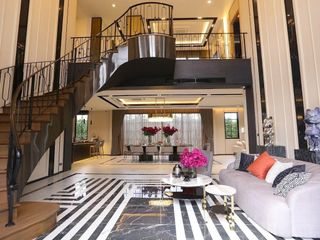 For sale 4 Beds house in Bang Khae, Bangkok