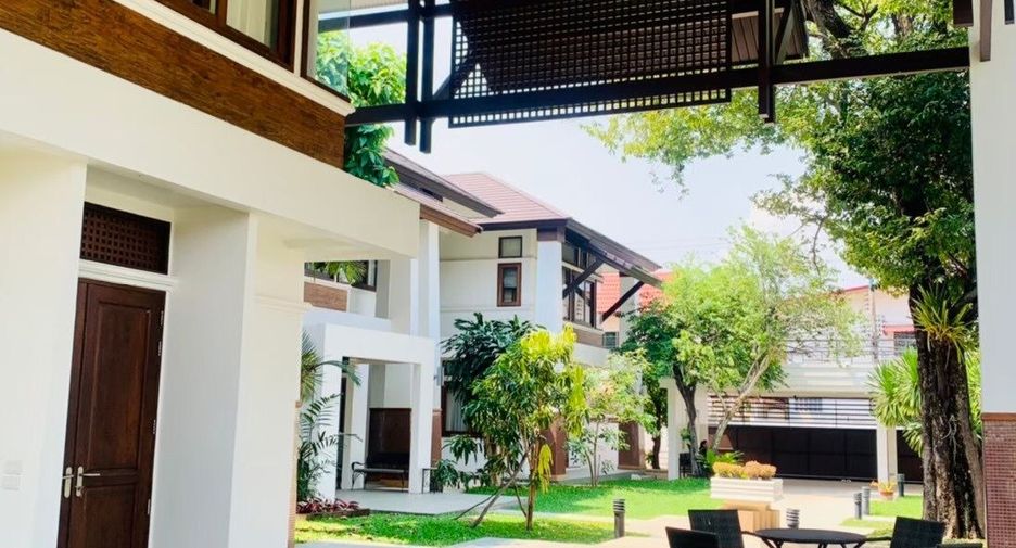 For sale 6 Beds house in Mueang Chiang Mai, Chiang Mai