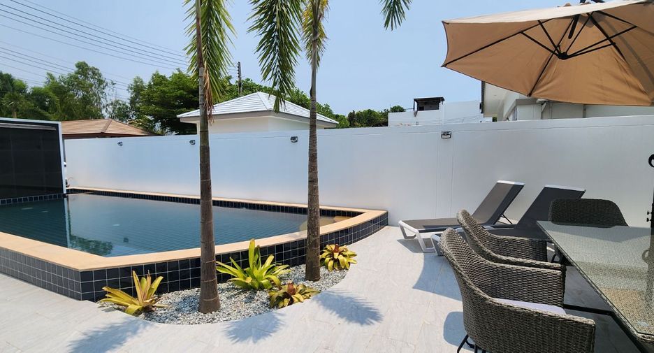 For sale 2 bed villa in Mueang Rayong, Rayong