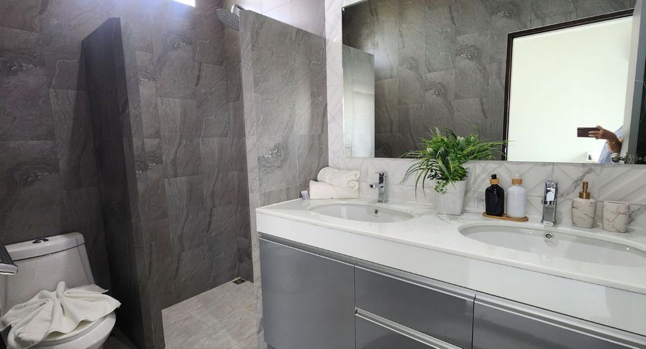 For sale 2 bed villa in Mueang Rayong, Rayong