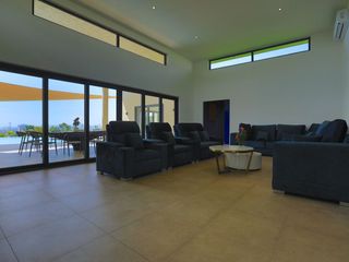 For rent and for sale 9 bed house in East Pattaya, Pattaya