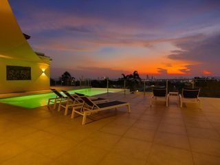 For rent and for sale 9 bed house in East Pattaya, Pattaya