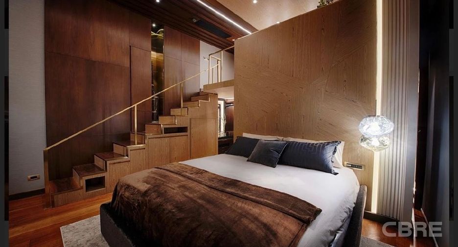 For sale 3 ベッドルーム condo in Khlong San, Bangkok