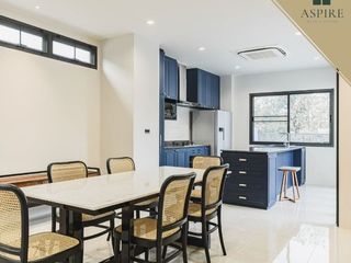 For sale 4 Beds house in Bangkok Noi, Bangkok