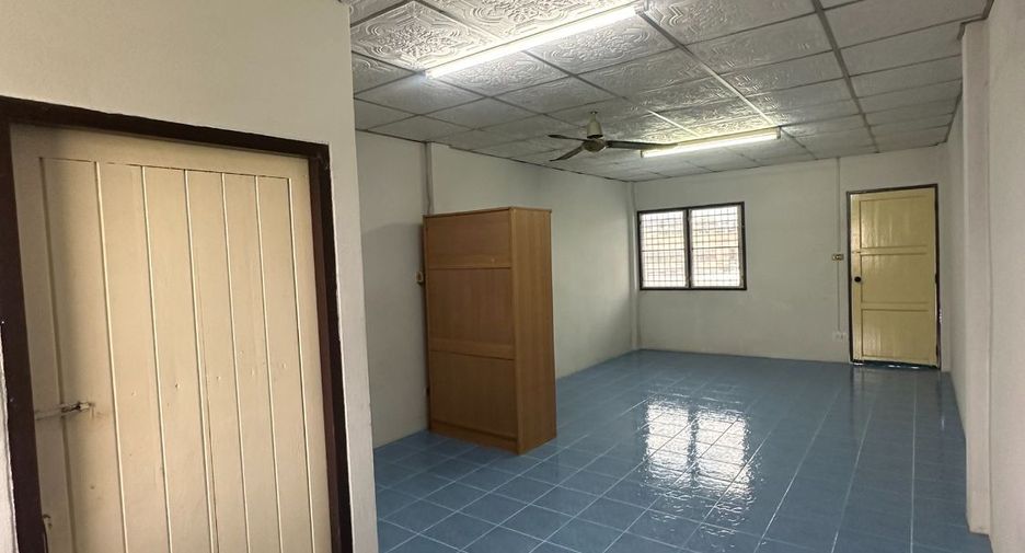 For sale 23 bedrooms apartment in Bueng Kum, Bangkok