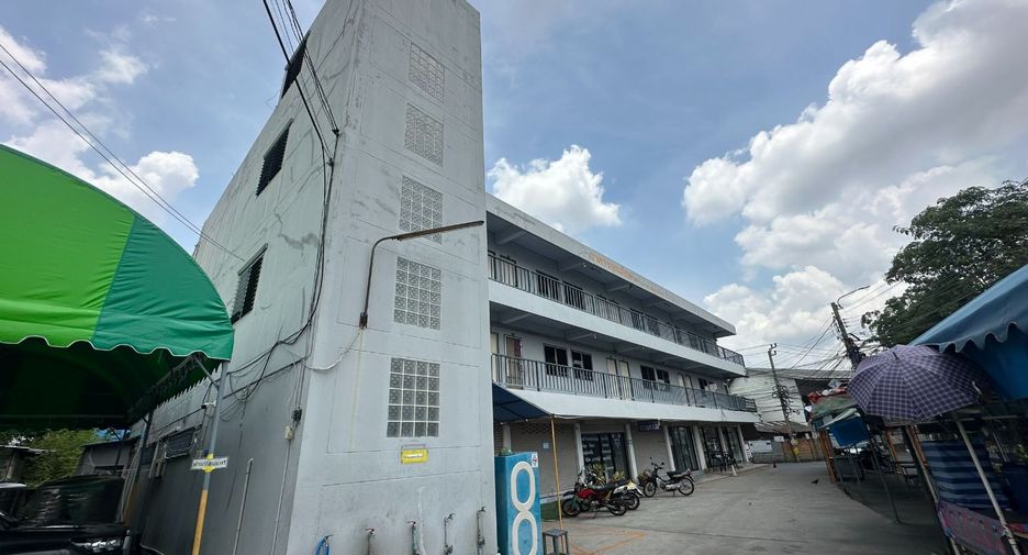 For sale 23 bedrooms apartment in Bueng Kum, Bangkok