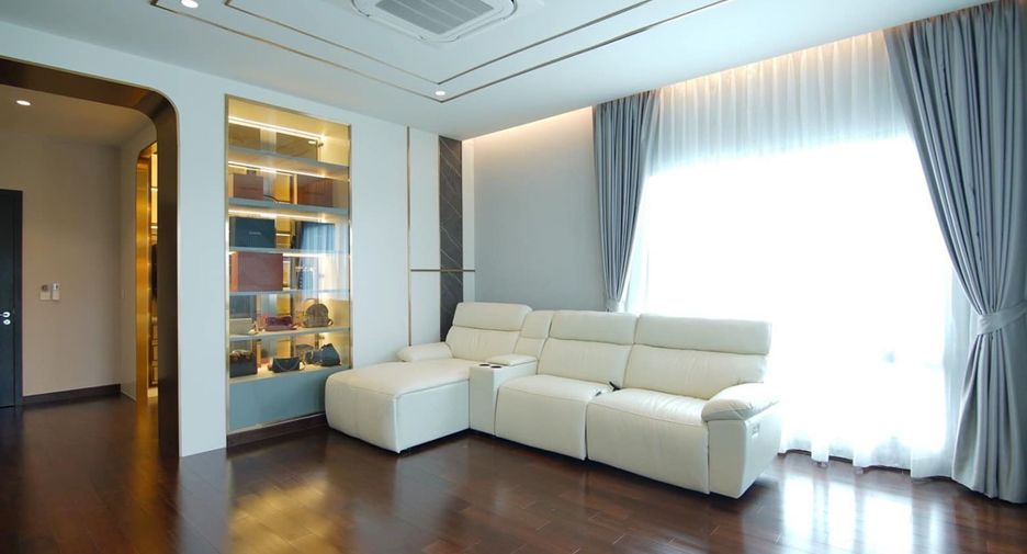 For rent そして for sale 5 Beds villa in Saphan Sung, Bangkok