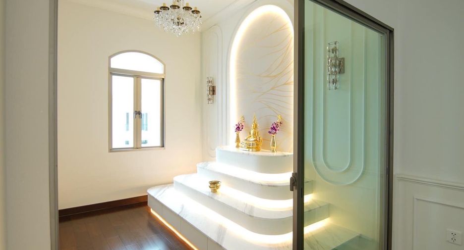 For rent そして for sale 5 Beds villa in Saphan Sung, Bangkok