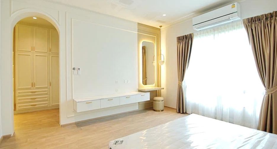 For rent そして for sale 5 Beds villa in Saphan Sung, Bangkok