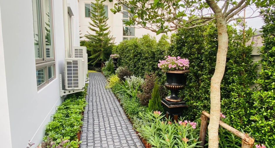 For rent そして for sale 5 Beds villa in Saphan Sung, Bangkok