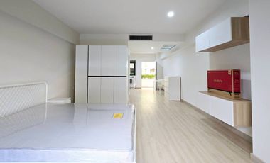 For sale 1 bed condo in Bang Kapi, Bangkok