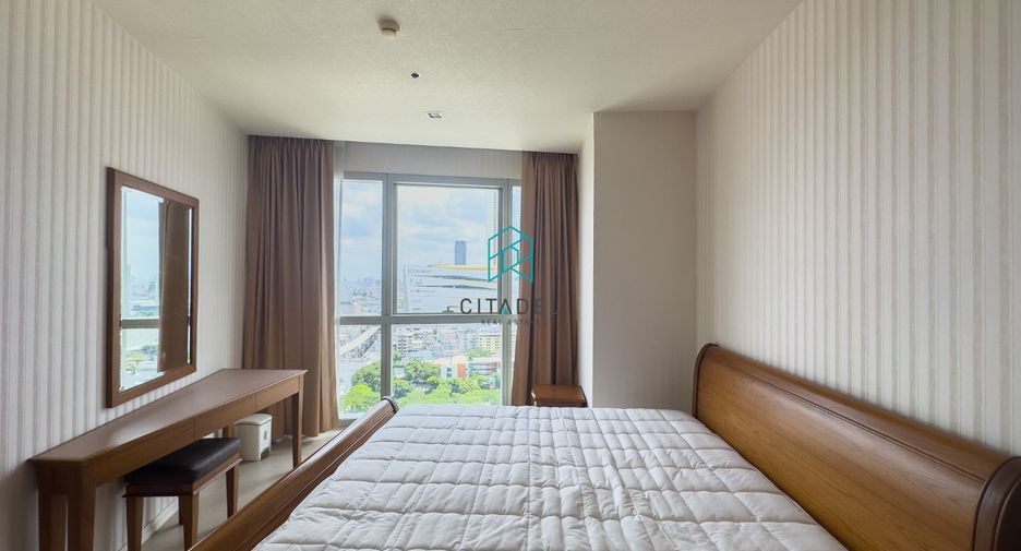 For rent 3 bedrooms condo in Sathon, Bangkok