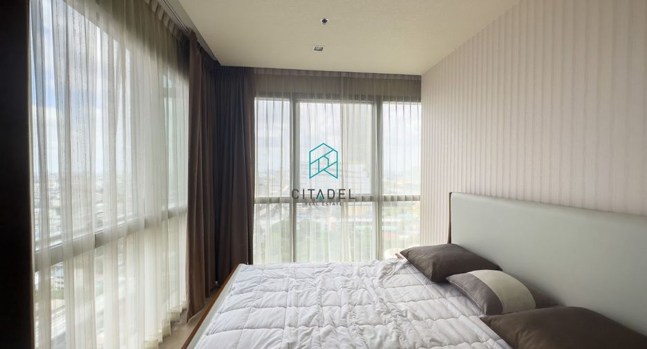 For rent 3 bedrooms condo in Sathon, Bangkok