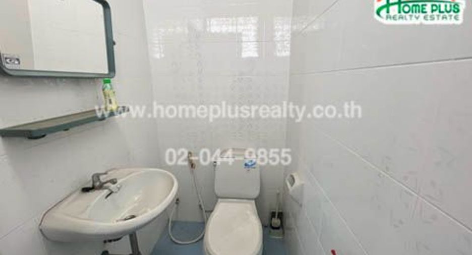 For sale 6 bedrooms house in Bang Phlat, Bangkok