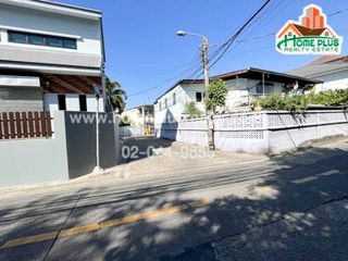 For sale 6 Beds house in Bang Phlat, Bangkok