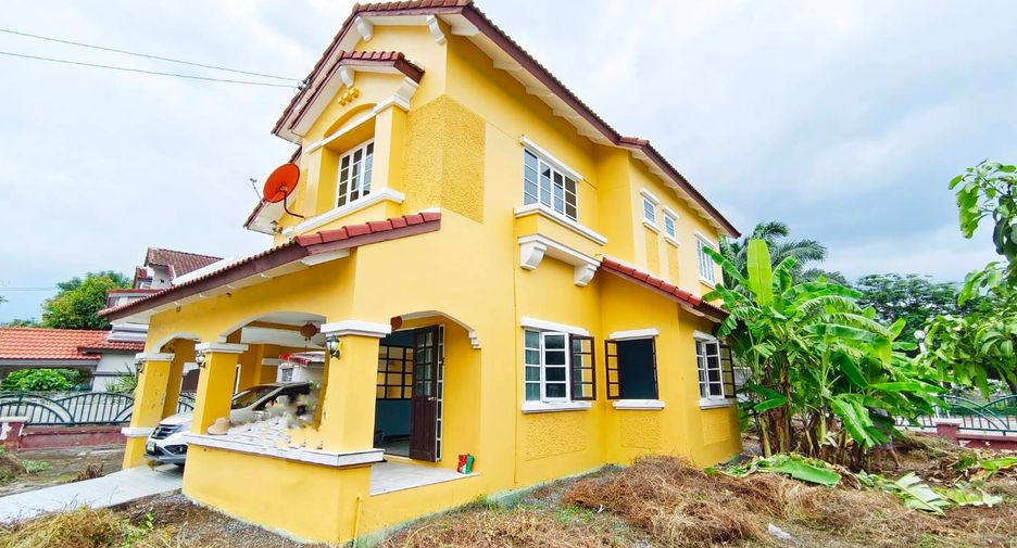 For sale 4 bedrooms house in Khan Na Yao, Bangkok