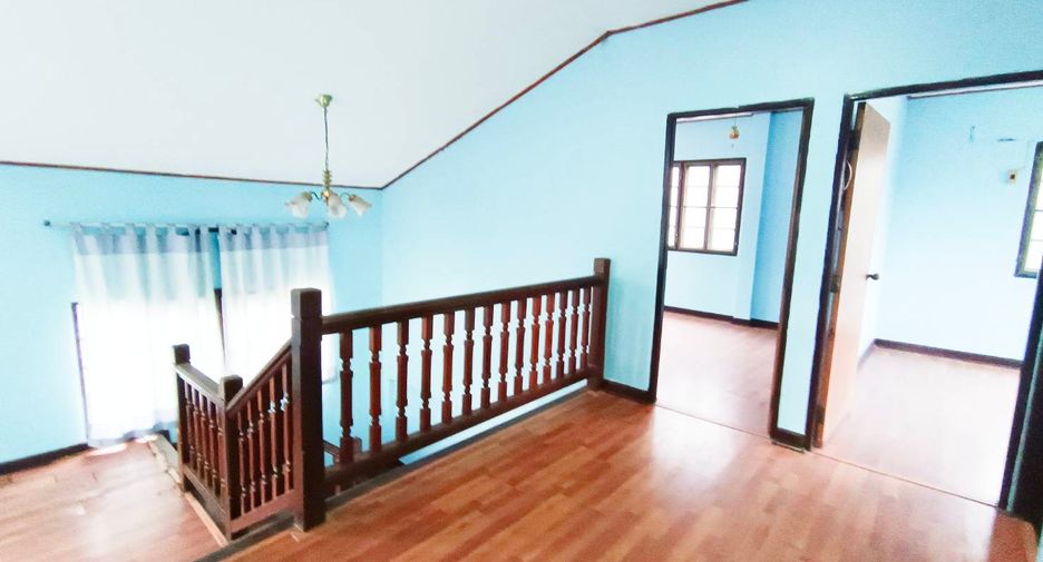 For sale 4 bedrooms house in Khan Na Yao, Bangkok