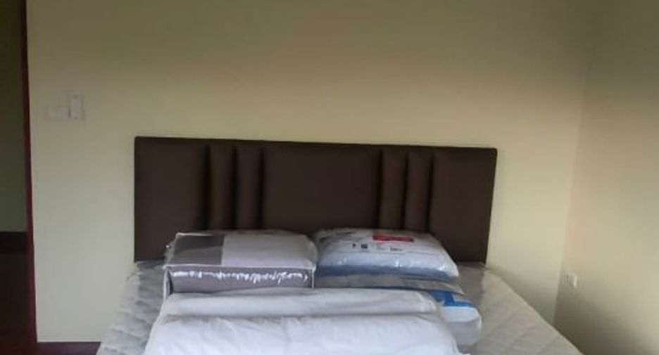 For rent and for sale 5 bedrooms house in Si Racha, Chonburi