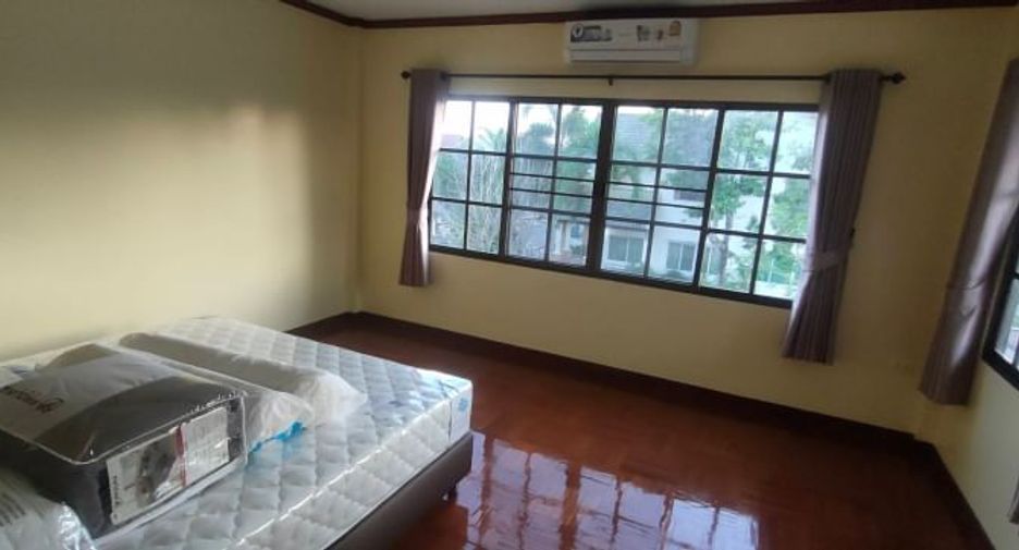 For rent and for sale 5 bedrooms house in Si Racha, Chonburi