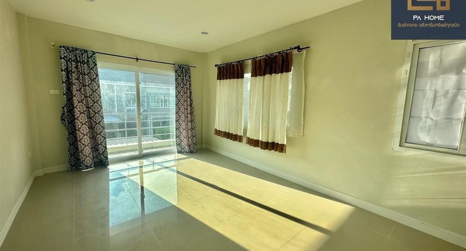 À louer et à vendre 4 chambres maison à Bang Bua Thong, Nonthaburi