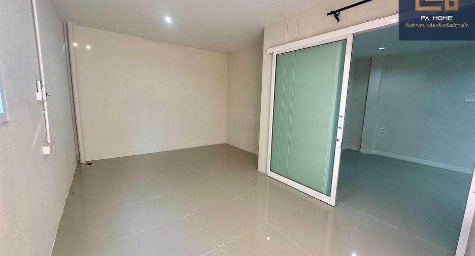 À louer et à vendre 4 chambres maison à Bang Bua Thong, Nonthaburi