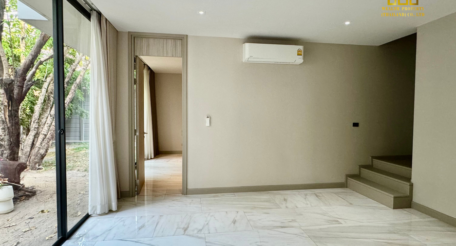 For rent and for sale 5 bedrooms house in Watthana, Bangkok
