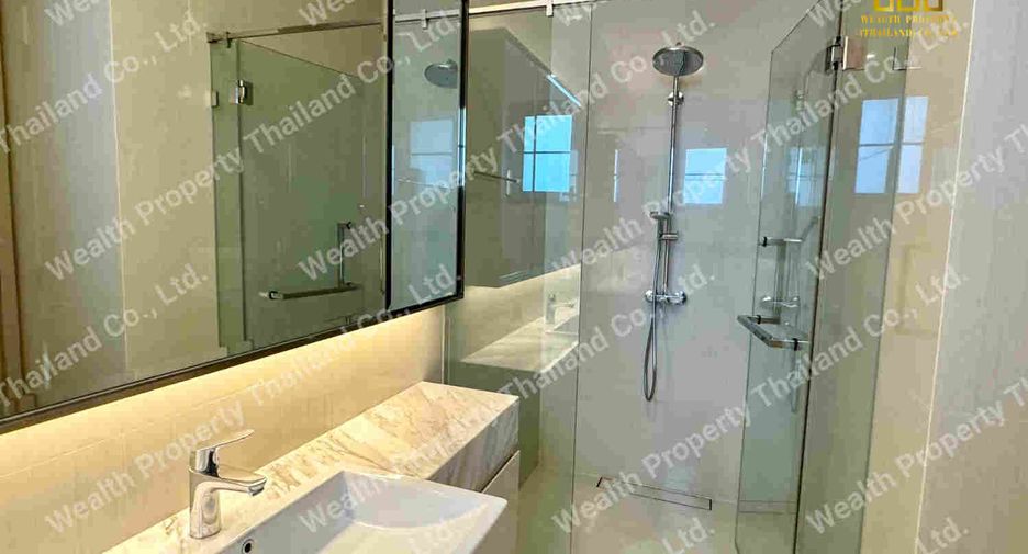 For rent and for sale 5 bedrooms house in Watthana, Bangkok