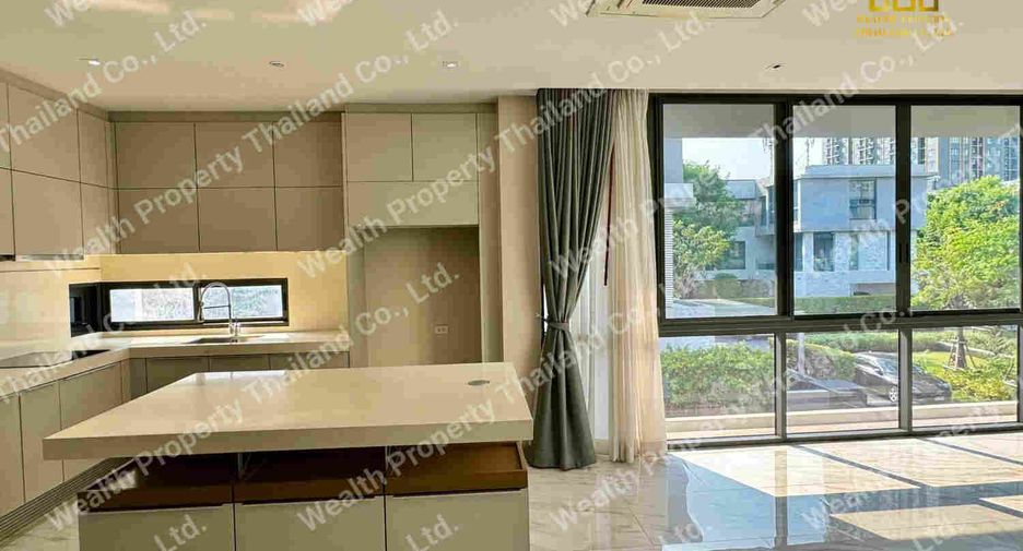For rent and for sale 5 bedrooms house in Watthana, Bangkok