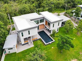 For sale 4 bedrooms house in Hang Dong, Chiang Mai
