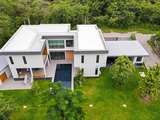 For sale 4 bedrooms house in Hang Dong, Chiang Mai