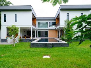For sale 4 bedrooms house in Hang Dong, Chiang Mai