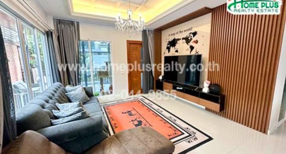 For sale 3 bedrooms house in Mueang Nonthaburi, Nonthaburi